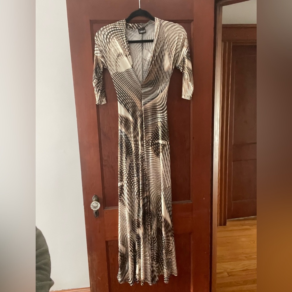 MAXI DRESS
